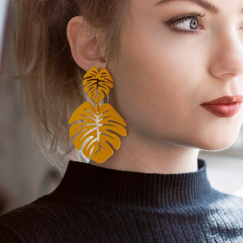 Geometric Gold Dangle Drop Earrings Geometric Gold Dangle Drop Earrings