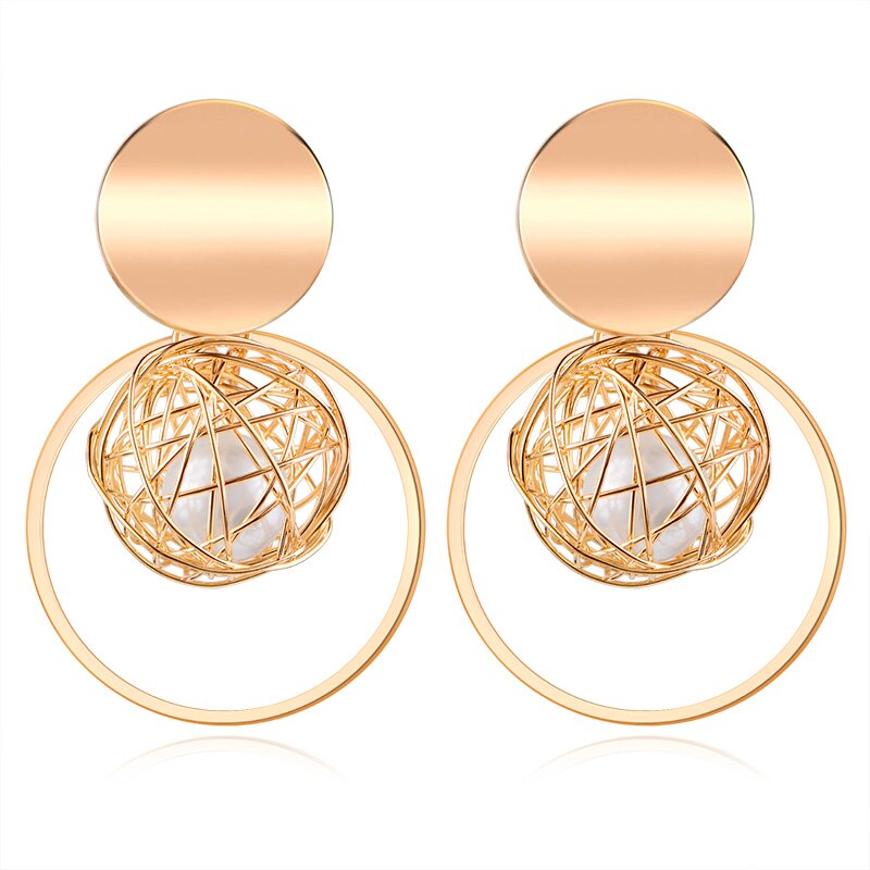 Gold Shell Fluff Dangle Drop Earrings Gold Shell Fluff Dangle Drop Earrings