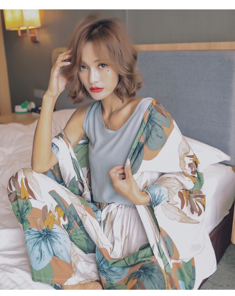 4Pcs Cotton Satin Ladies Pajama Set 4Pcs Cotton Satin Ladies Pajama Set