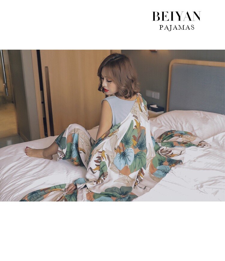 4Pcs Cotton Satin Ladies Pajama Set 4Pcs Cotton Satin Ladies Pajama Set